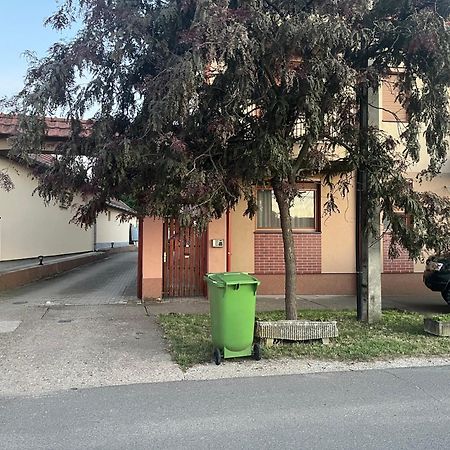 Brookforest Family Apartman Hajdúszoboszló Exterior foto