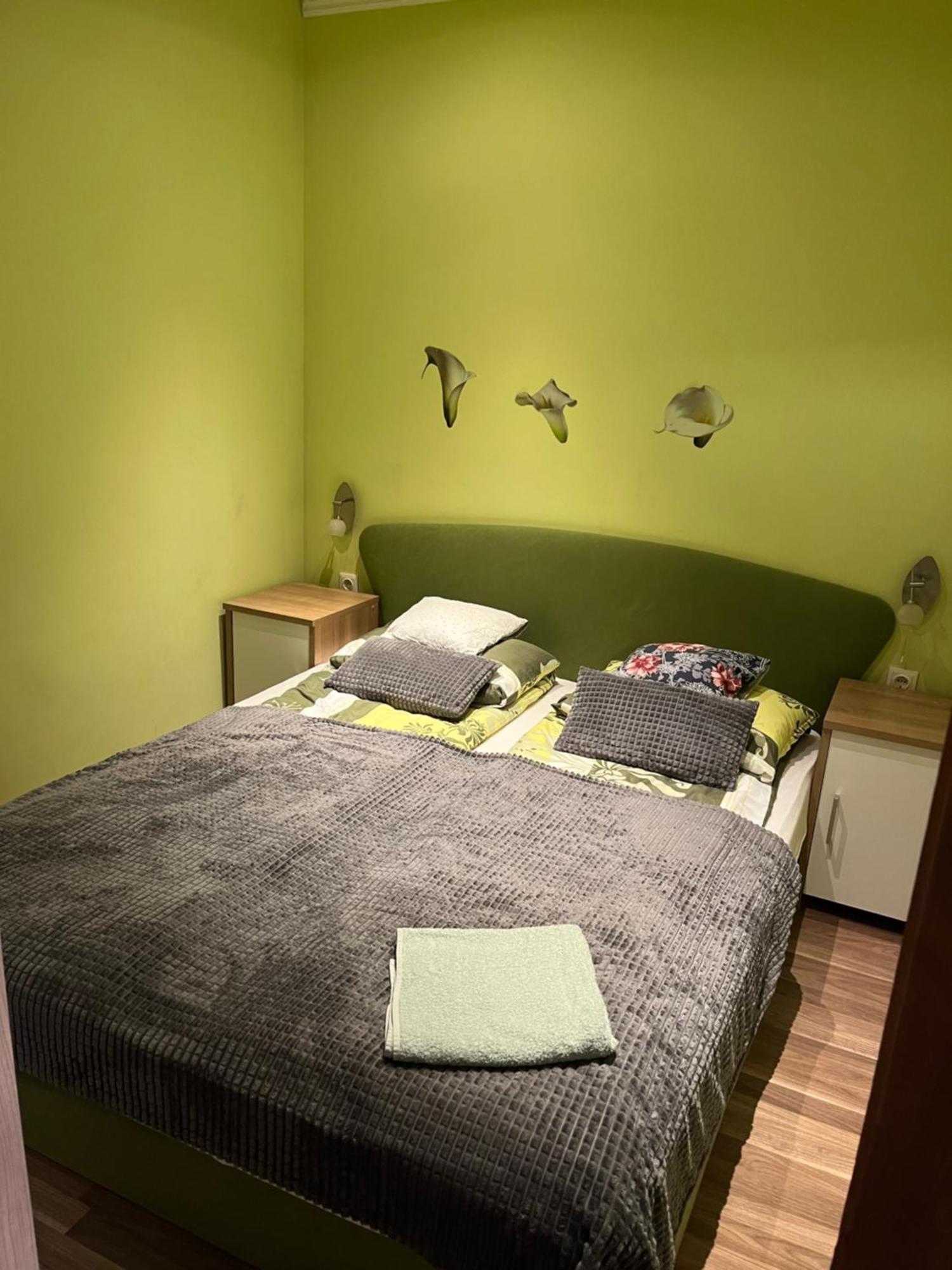 Brookforest Family Apartman Hajdúszoboszló Exterior foto